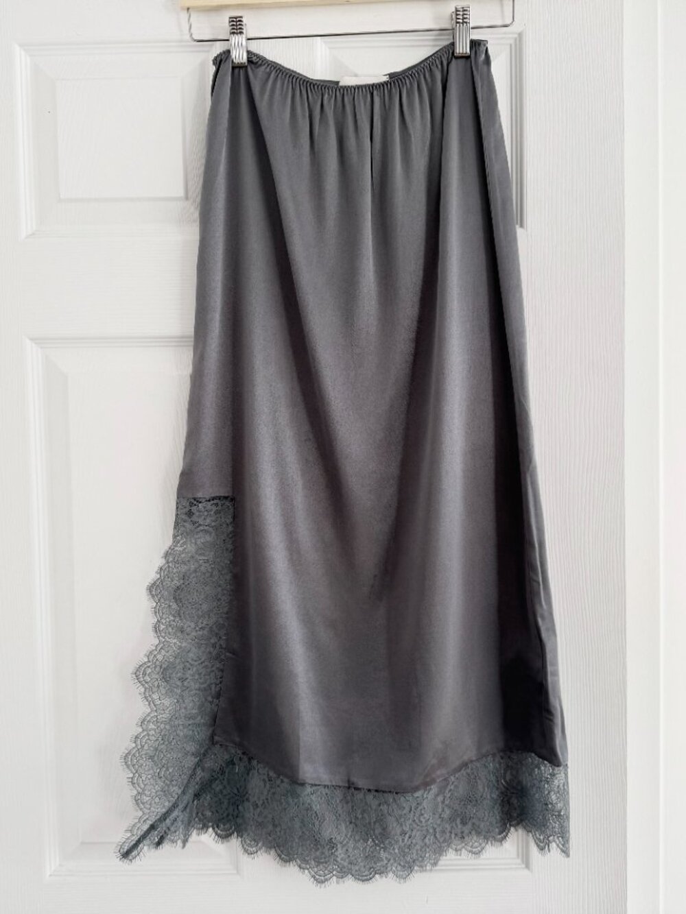 Munthe "Ravin" Slip Skirt w Lace in Grey, size 34. Fits like US 2/4 - Picture 3 of 12